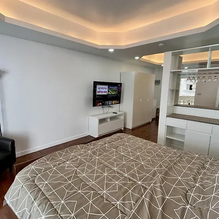 Sky Beach Pattaya Exterior photo