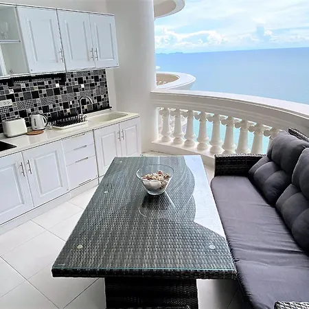 Sky Beach Pattaya Exterior photo