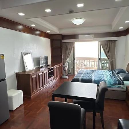Sky Beach Pattaya Room photo