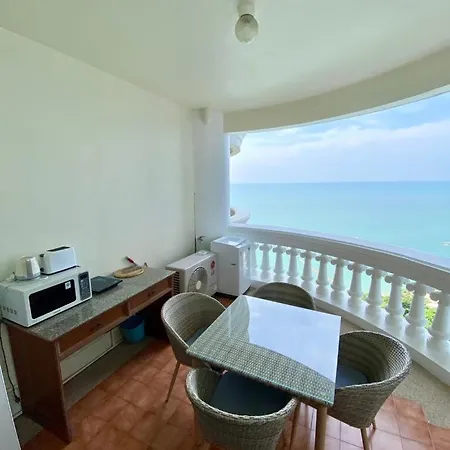 Sky Beach Pattaya Exterior photo